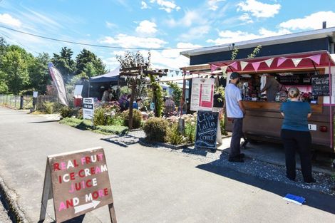 Photo of property in 81 Waller Street, Murchison, 7007