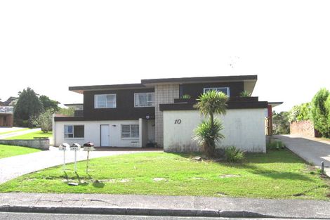 Photo of property in 10 Highlight Parade, Te Atatu South, Auckland, 0610