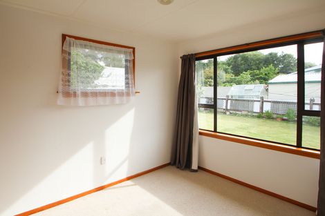 Photo of property in 6 Oxford Street, Holmes Hill, Oamaru, 9401