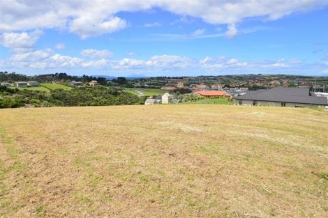 Photo of property in 27 Balboa Drive, Matakatia, Whangaparaoa, 0930