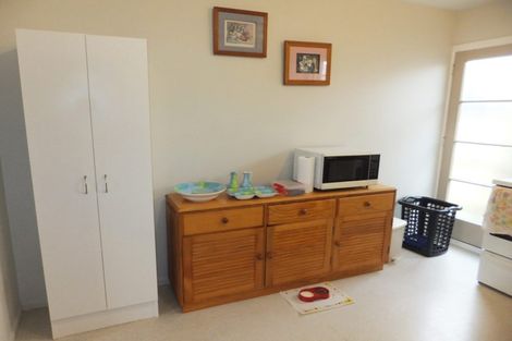 Photo of property in 2/490 Barbadoes Street, Edgeware, Christchurch, 8013