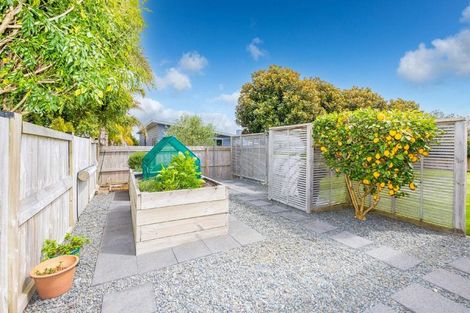 Photo of property in 8 Compton Grove, Huntington, Hamilton, 3210