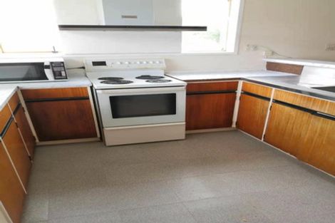 Photo of property in 1 Halberg Street, Glenfield, Auckland, 0629