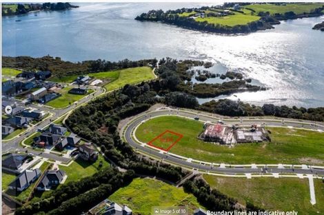 Photo of property in 26 Omahuru Road, Glenbrook, 2681