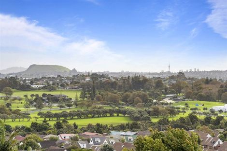 Photo of property in 1/15 Gwenand Place, Botany Downs, Auckland, 2010