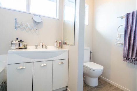 Photo of property in 5b Sea Vista Drive, Pukerua Bay, 5026