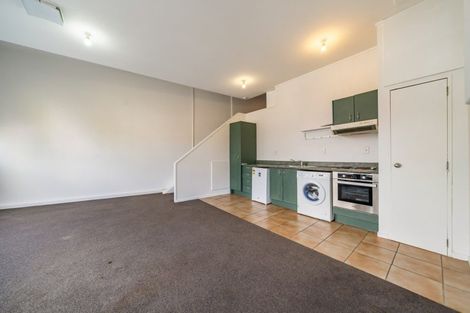 Photo of property in 48 Cleveland Street, Brooklyn, Wellington, 6021