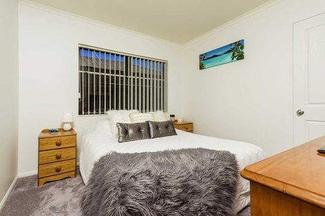 Photo of property in 2 Milton Road, Orewa, 0931