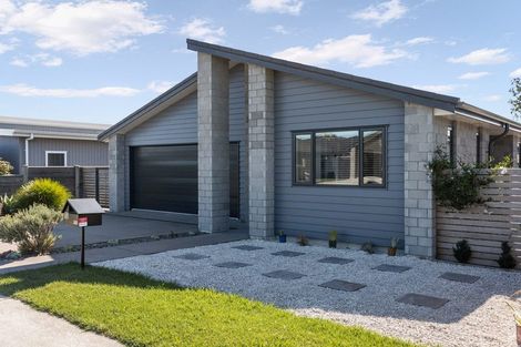 Photo of property in 12 Augusta Rise, Omokoroa, 3114