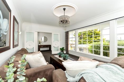 Photo of property in 27 Hinton Avenue, Forest Lake, Hamilton, 3200