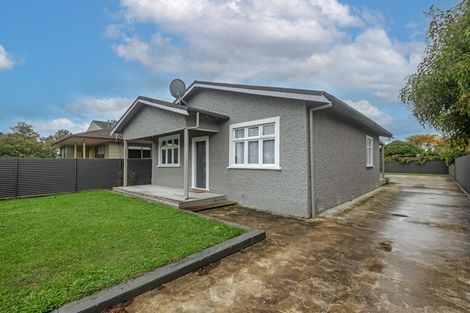 Photo of property in 11 Shamrock Street, Takaro, Palmerston North, 4412