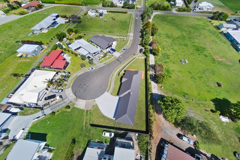 Photo of property in 7 Seafoam Place, Waihi Beach, 3611