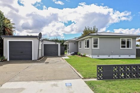 Photo of property in 24 Deal Crescent, Flaxmere, Hastings, 4120