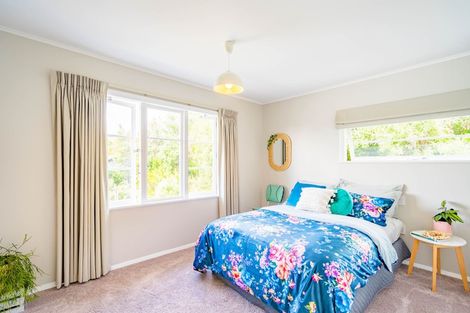 Photo of property in 12b Tiromoana Road, Raumati South, Paraparaumu, 5032