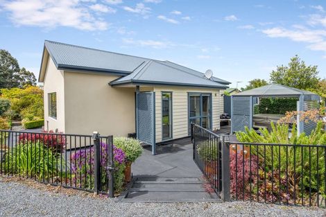 Photo of property in 56 Baker Street, Stirling, 9231