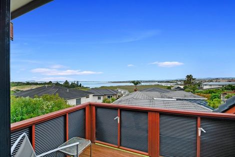 Photo of property in 1/10 Bannings Way, Hobsonville, Auckland, 0618