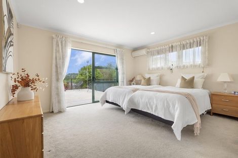 Photo of property in 27 Roy Maloney Drive, Henderson, Auckland, 0612