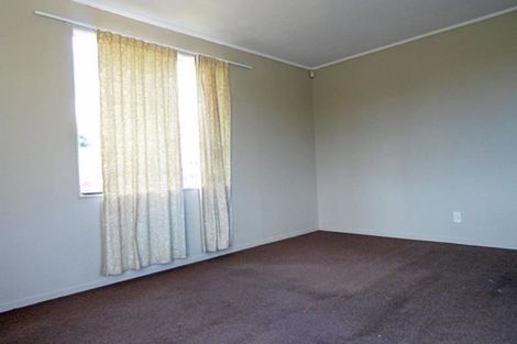 Photo of property in 1/6 Myna Place, Weymouth, Auckland, 2103
