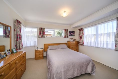 Photo of property in 14 Woodgate Court, Fitzherbert, Palmerston North, 4410