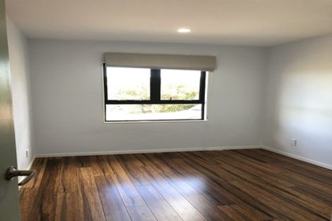 Photo of property in 20 Belvedere Court, West Harbour, Auckland, 0618