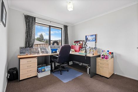 Photo of property in 6 Iris Place, Grandview Heights, Hamilton, 3200