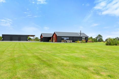 Photo of property in 1506 Egmont Road, Egmont Village, 4386