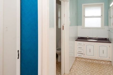 Photo of property in 34 Emily Street, Riverdale, Gisborne, 4010