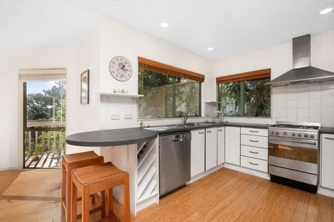 Photo of property in 1/24 Capilano Place, Glenfield, Auckland, 0629