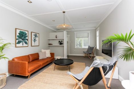 Photo of property in 30 Nobs Line, Strandon, New Plymouth, 4312