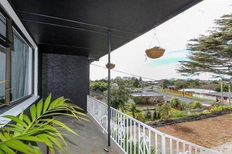 Photo of property in 65 Tarahua Road, Welbourn, New Plymouth, 4310