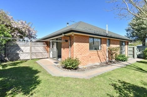 Photo of property in 10 Mclean Place, Woodend, 7610