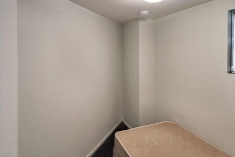 Photo of property in Orange Apartments/victoria Centr, 701/169 The Terrace, Wellington Central, Wellington, 6011
