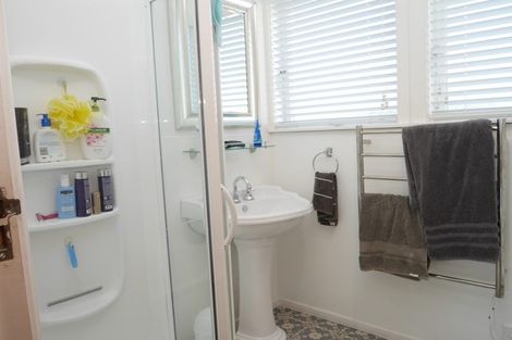 Photo of property in 27 Aorangi Road, Paraparaumu, 5032