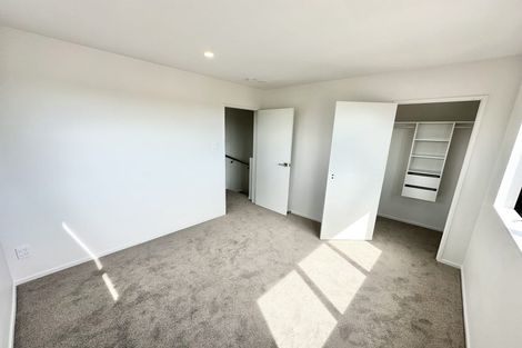 Photo of property in 4/148 Lincoln Road, Henderson, Auckland, 0610