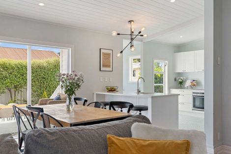 Photo of property in 68 Avenue Road, Otahuhu, Auckland, 1062