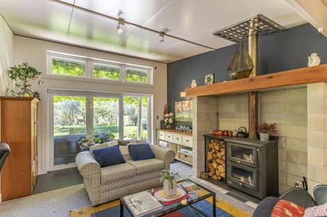 Photo of property in 16 Argyll Road, Otane, 4276