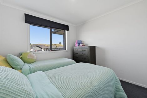 Photo of property in 1 Antrim Glade, Welcome Bay, Tauranga, 3175