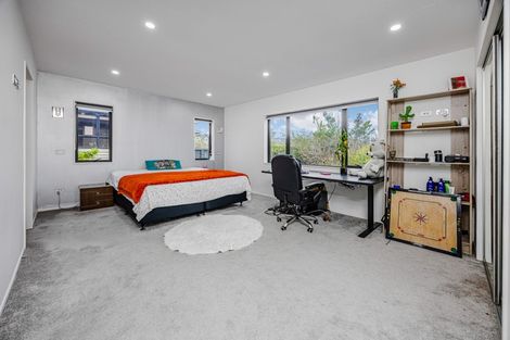 Photo of property in 276a Sturges Road, Henderson, Auckland, 0612
