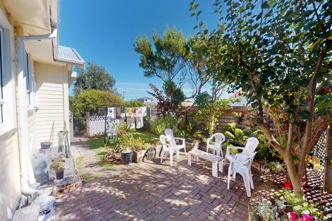 Photo of property in 104 Gonville Avenue, Gonville, Whanganui, 4501