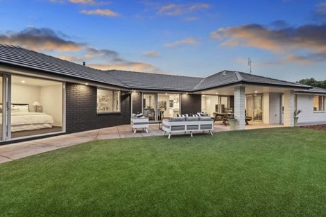 Photo of property in 4 Maddies Road, Kaukapakapa, 0873