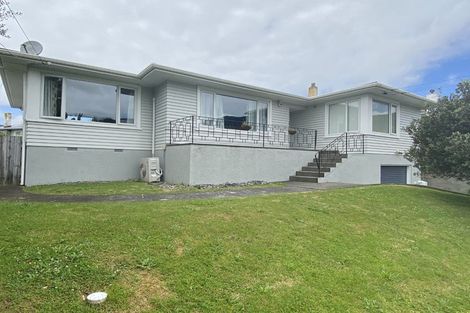 Photo of property in 3 Pembroke Street, Tawa, Wellington, 5028