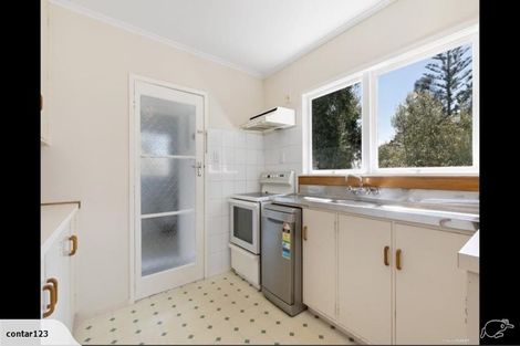 Photo of property in 12 Orsova Place, Lynfield, Auckland, 1042