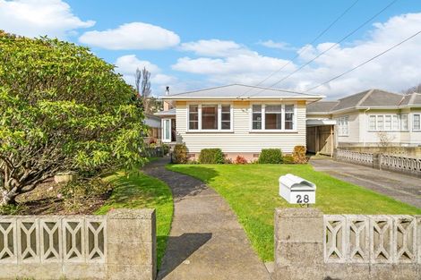 Photo of property in 28 Golf Road, Manor Park, Lower Hutt, 5019