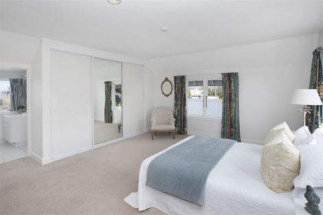 Photo of property in 43 Idris Road, Fendalton, Christchurch, 8052