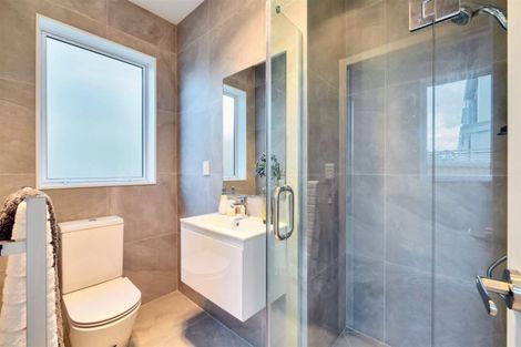 Photo of property in 2 Nohoanga Road, Karaka, Papakura, 2113