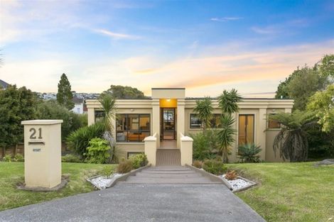Photo of property in 21 Wairere Road, Torbay, Auckland, 0630