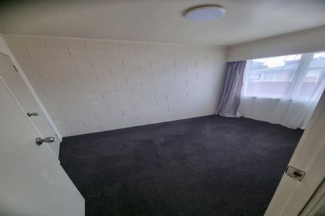 Photo of property in 1/39b Harrington Road, Henderson, Auckland, 0610