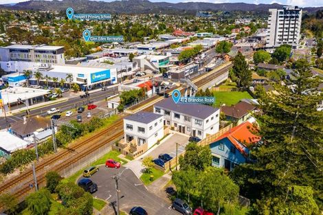 Photo of property in 4/2 Brandon Road, Glen Eden, Auckland, 0602