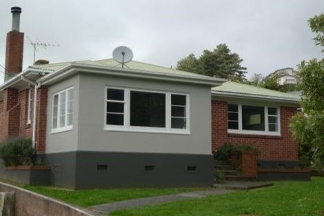 Photo of property in 11 Hollies Crescent, Johnsonville, Wellington, 6037