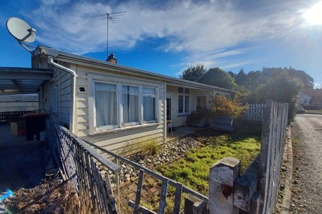 Photo of property in 27 Erskine Street, Tuatapere, 9620